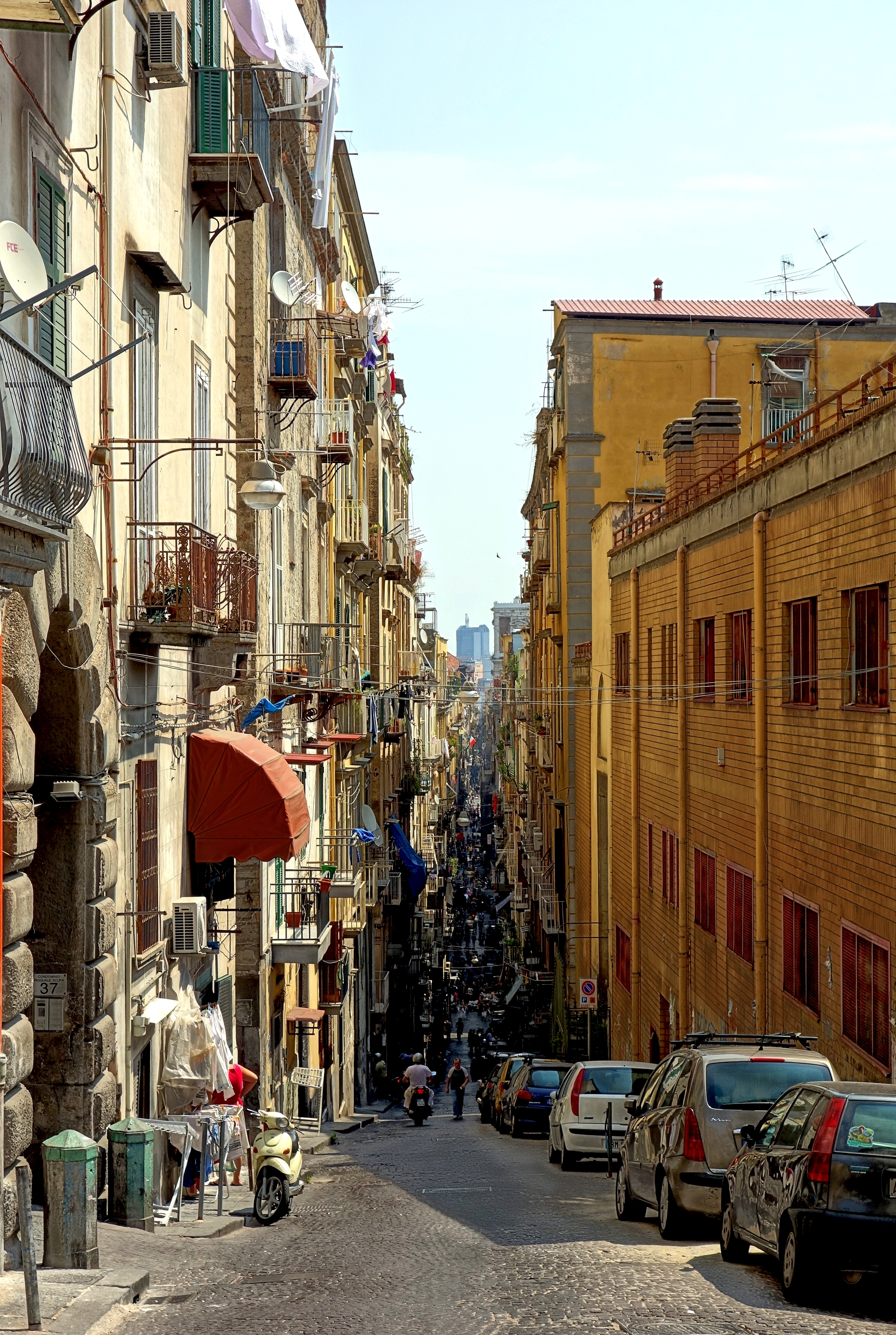 Naples historic centre — operators hub